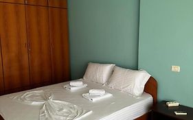 Boni Apartments